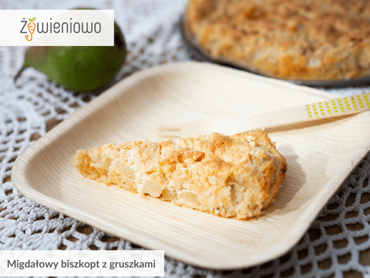 Migdałowy biszkopt z&nbsp;gruszkami.